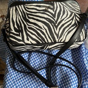Michael kors cross body